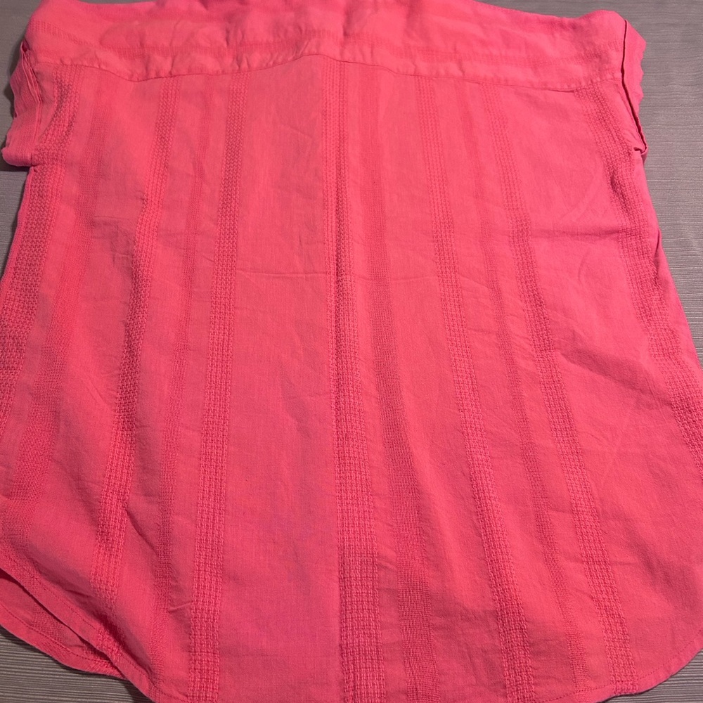 Pink Short-Sleeve Button-Up Shirt - Picture 7 of 10